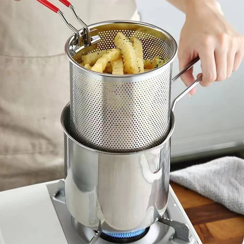 Friteuse en acier de cuisine